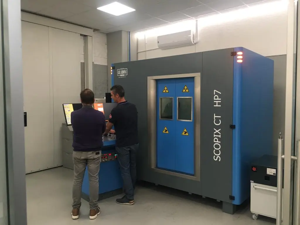 EFESTO X-ray and tomography inspection system